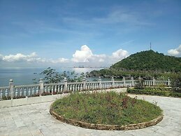 Catba Island Hotel