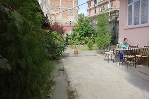 Bodhi Guest House