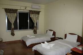 Hotel Milarepa