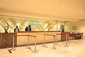 Tunjungan Hotel
