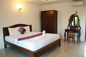 Waterside Resort