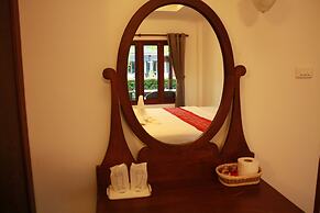 Waterside Resort