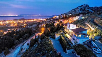 Mavi Keci Otel