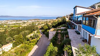 Mavi Keci Otel