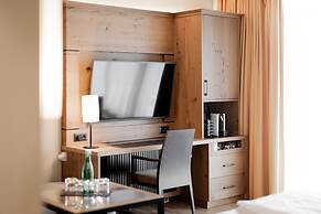 Avita Resort