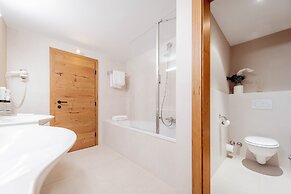 Avita Resort