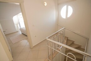 Stella Luxury Apart & Residence