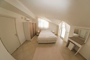 Stella Luxury Apart & Residence
