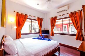 3 Bedrooms Pool Villa Walk to Patong