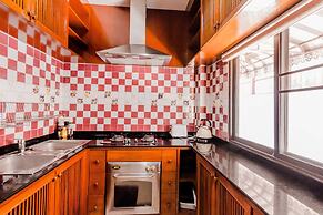 3 Bedrooms Pool Villa Walk to Patong
