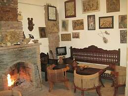Guest House Gallery