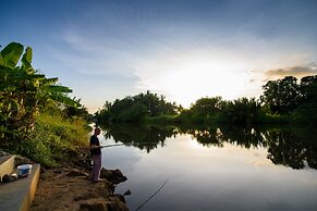 Lamphurai Riverside Resort and Spa