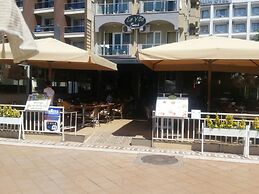 La Vita Beach Hotel