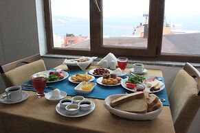 Grand Serenay Hotel