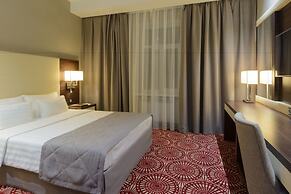 Hotel Senator