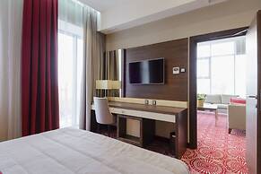 Hotel Senator