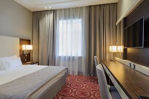 Hotel Senator