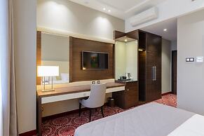 Hotel Senator