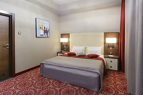 Hotel Senator