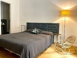 Dada Suites
