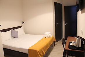 Dada Suites