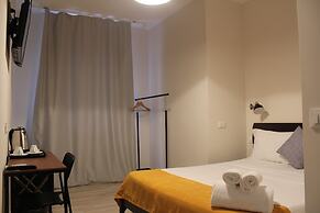 Dada Suites