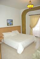 Platinum Hotel