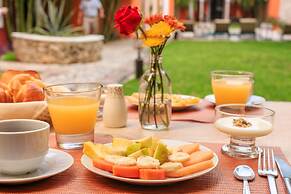 Art 64 Guest House – Adults Only