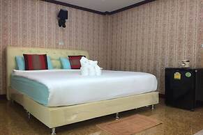 Palmchwa Resort