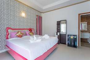 Palmchwa Resort