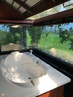 Bantunglom Resort
