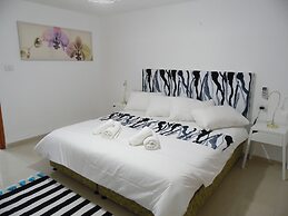 Hili Apartments