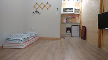 Chowoo Guesthouse