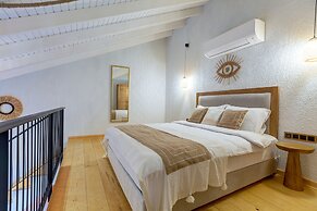 Navalia Otel