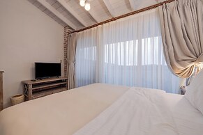 Navalia Otel