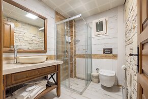 Navalia Otel