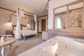Navalia Otel