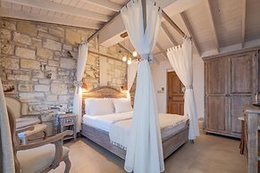 Navalia Otel