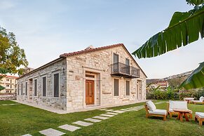 Navalia Otel