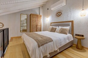 Navalia Otel