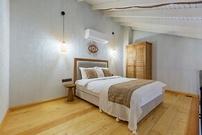 Navalia Otel