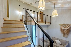 Navalia Otel