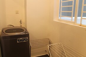 Cozy Crib at 7 Tree Seven Residence