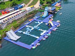 W Jiwoo Resort