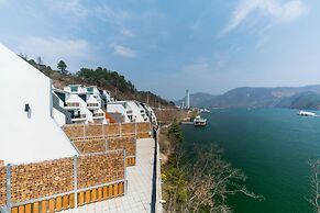 W Jiwoo Resort
