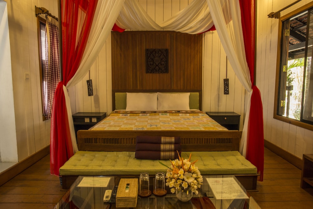 Romduol Island Chalet