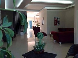 Side Palace Hotel