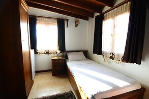Ayisigi Otel