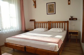 Ayisigi Otel
