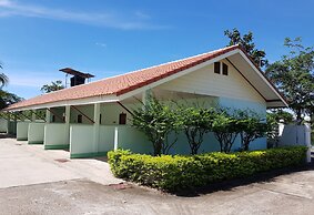 Filmthong Resort